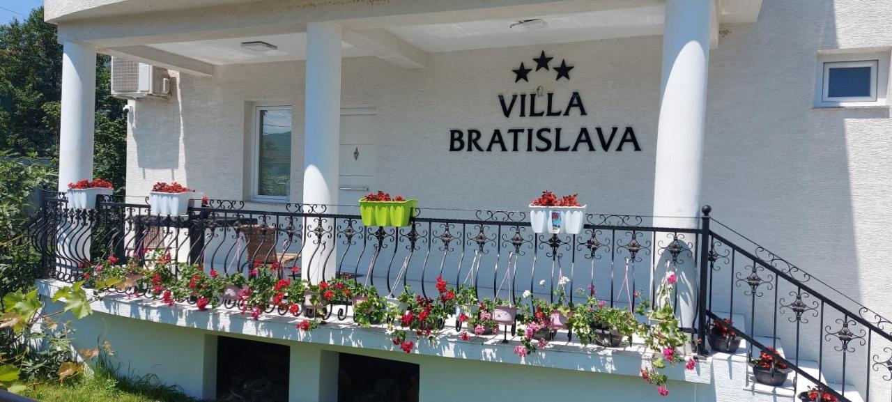 Villa Bratislava Демир Капия Екстериор снимка