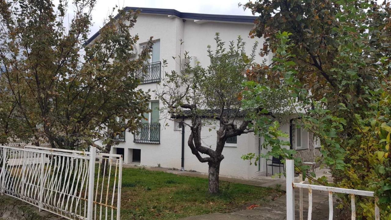Villa Bratislava Демир Капия Екстериор снимка