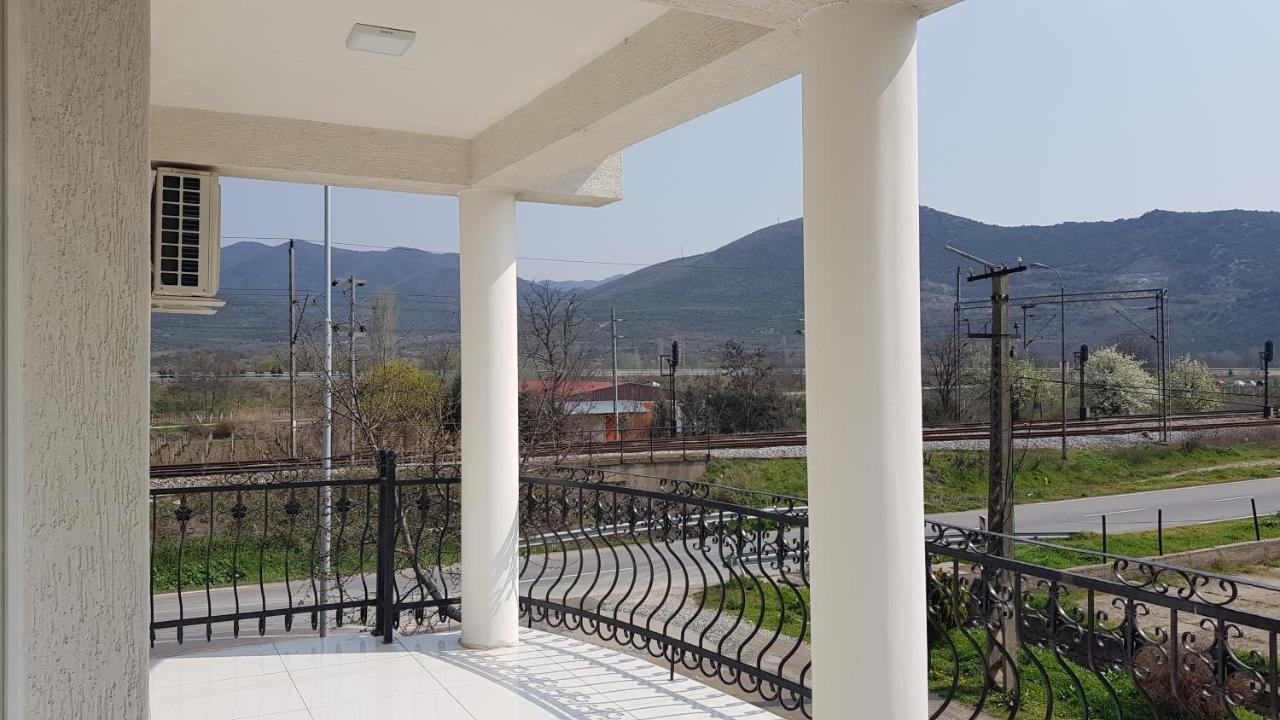 Villa Bratislava Демир Капия Екстериор снимка